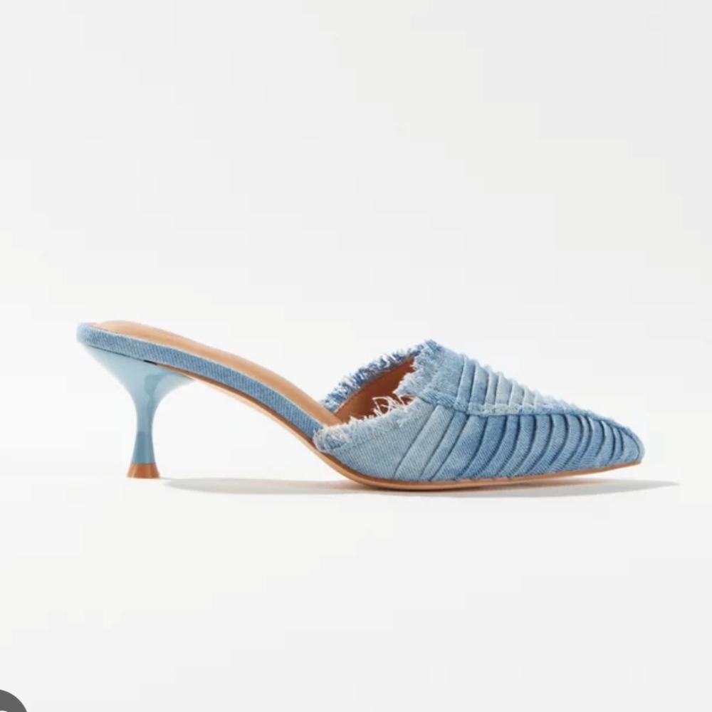 urban outfitters denim kitten heels
